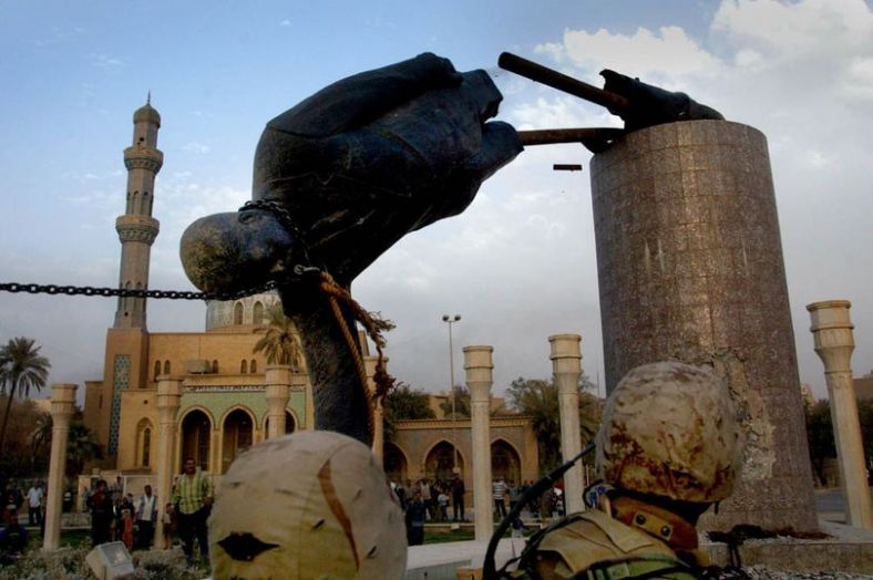Saddam-Husseins-statue-pulled-down-by-US-Marines