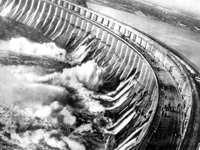 Ойыншықтармен жалаңаш суреттер