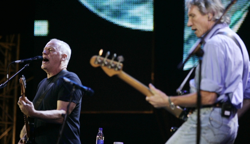 Участник Pink Floyd выставил на благотворительный аукцион 120 гитар