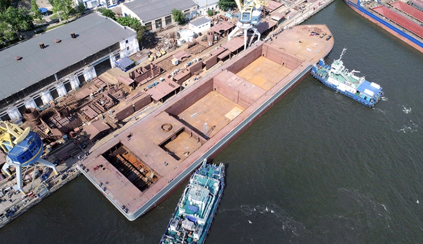 Спущено на воду самое большое судно построенное в Украине